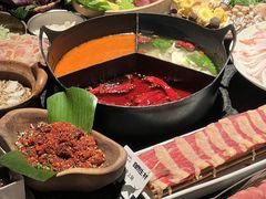 -三出山火锅(南京万象天地店)