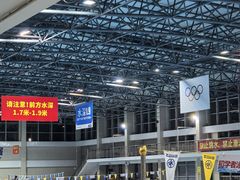 -奥冠体育华师附中恒温游泳馆