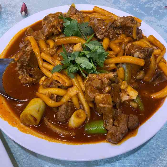 马大胡子羊羔肉(总店)-"朋友搜到的网红店,导航到这里不容易,开始.