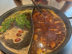 -鹿鸣山草本茶香火锅(园西路店)