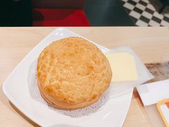 牛油菠萝包-避风塘(百联东郊店)