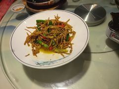 -松沪名灶·豆浆鱼头·新上海菜(飞航吾悦广场店)