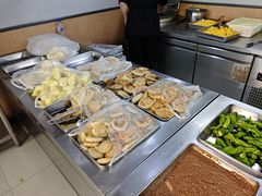 -食里香自助快餐(香槟小镇店)