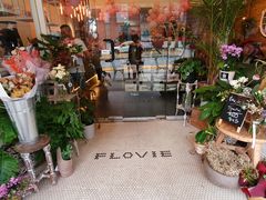 -FLOVIE FLORIST CAFE