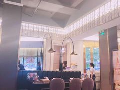 大堂-龙凤点心·饼家(松岗店)
