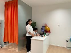-舒欣头疗·俏丝谧语 白发脱发专业护理 