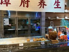 -东方红海鲜百汇(国际大厦店)