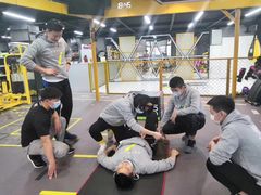 -可逸运动24小时健身