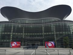 -上海跨国采购会展中心