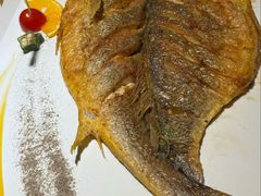 -赶海部落海鲜城(海阳路店)