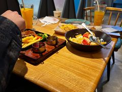 -菲滋意式餐厅(海宁银泰城店)