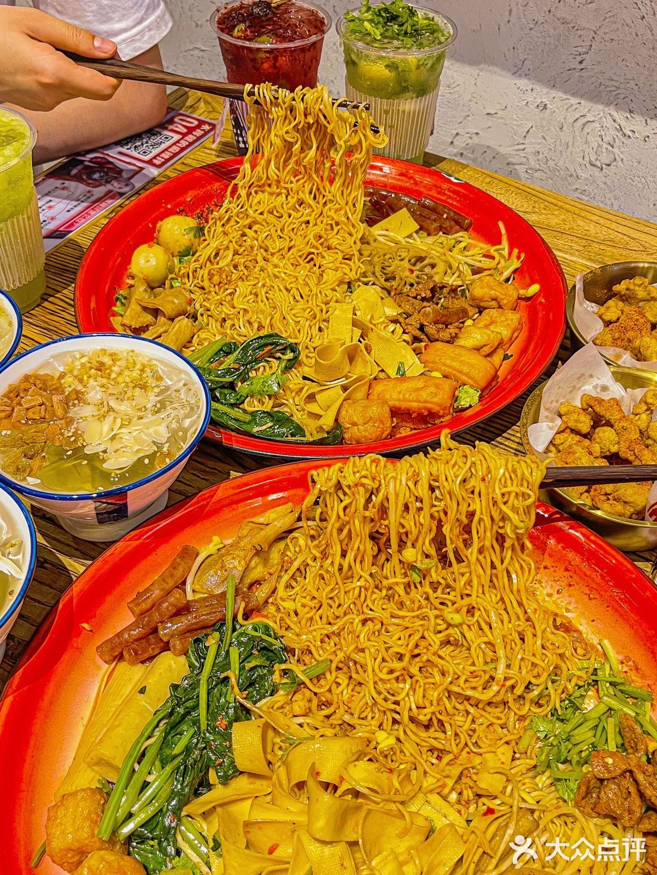 杭州zuì好吃麻辣拌！一口沦陷…