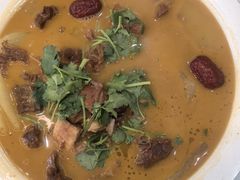 -龙香居海鲜浑锅家常菜·特色驴肉