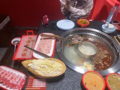 -醉董牛川派鲜肉自选火锅(烟台店)