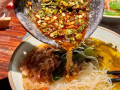-八月美食小馆(银泰城总店)