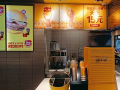 -麦当劳(江湾镇店)