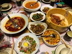 -胡桐里音乐酒馆(孝南店)