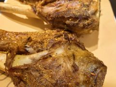 烤羊腿-丁里羊肉小镇(天鹅湖总店)