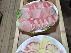 -银同牦牛肉火锅