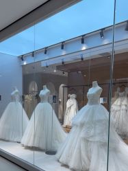 -乐派诗婚纱摄影