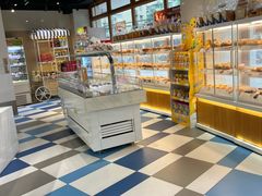 -85度C(生甜甜圈研究工坊·上海平凉店)