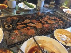 -马路牙子烧烤音乐酒馆(望京店)