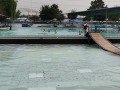 -海豚湾梦幻水上乐园