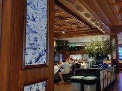 -八府香鸭·啫啫煲(华山路店)