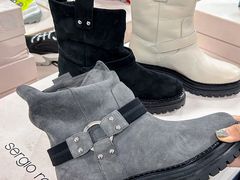 -砂之船奥莱(南京江宁店)