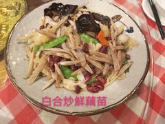 -龙桥私厨·姜花菊花过桥鱼·顺德菜(容桂店)