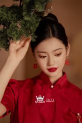 点击看大图 -艾拉·女王婚纱礼服馆