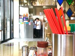 -七爷清汤腩·港式茶餐厅(世博店)