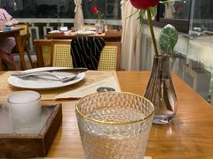-Mark&Mars Restaurant