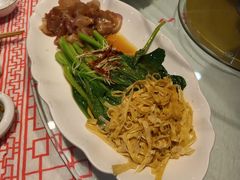-那家老院子东北菜·饺子·小鸡炖蘑菇(艳华街店)