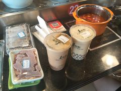 -轩于鲜旋转自助小火锅(新之城购物广场店)