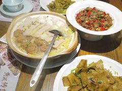 -黄泥岗·地道湖北菜(奥特莱斯店)