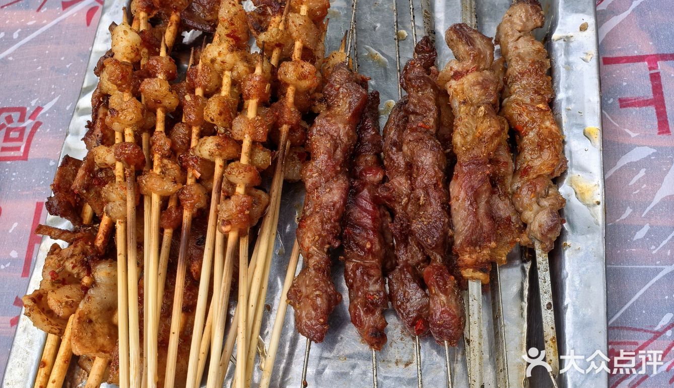 我们吃的烧烤套餐，就是锦州烧烤的味道，肉串入味