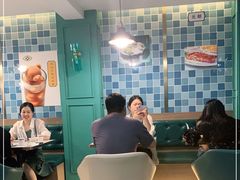 -东鑫记港式茶餐厅(南京东路店)