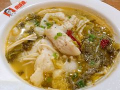 老坛酸菜鱼饭-南城香(北京南站店)