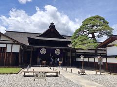 -高山阵屋
