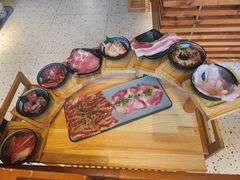 -拾勝牛·江景安格斯烧肉放题(江湾阳光天地店)