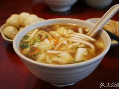 -佬钱湾仔(衣裳街店)