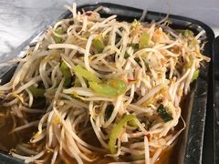 炒豆芽-路书奇炝锅绿豆面(万客隆店)