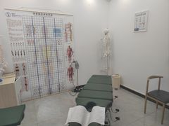 -脊地脊柱·运动康复·体态(汇海店)