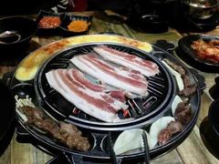 -哈哈碳都·牛肋条无限自助烤肉(台江万达店)