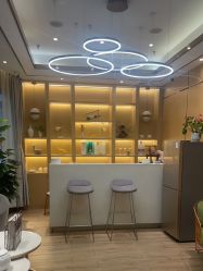 -香港倾城国际·美容美体中心