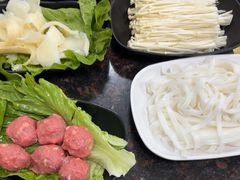 -山珍鲜牛肉火锅本地老字号(汕中老店)