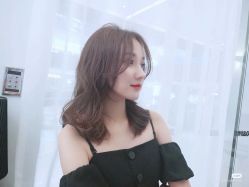 -时尚殿堂明星门店