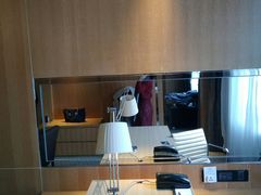 -上海漕河泾万丽酒店