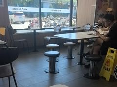 -麦当劳(健德桥得来速店)